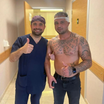 Slider image (2) Transes Hair Transplant